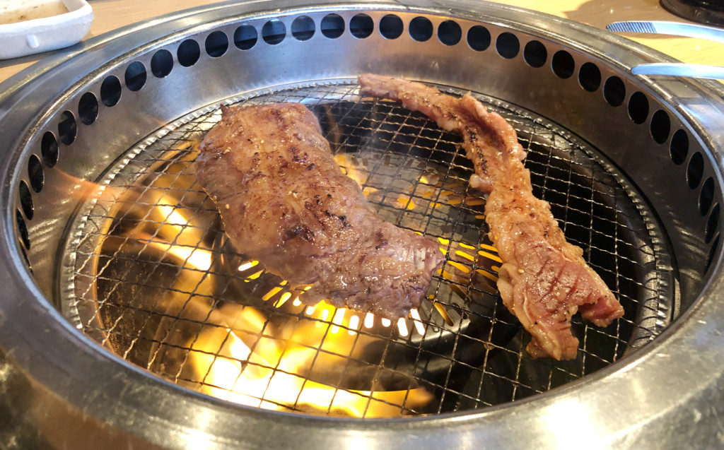 上半期終了、焼肉親睦会を開催